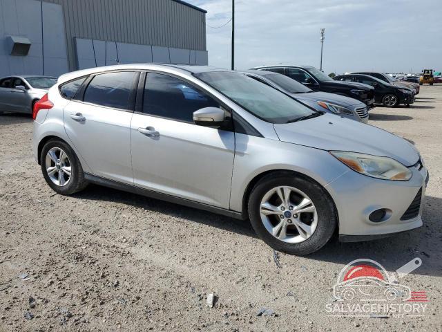 1FADP3K2XEL378710 2014 FORD FOCUS photo no. 4