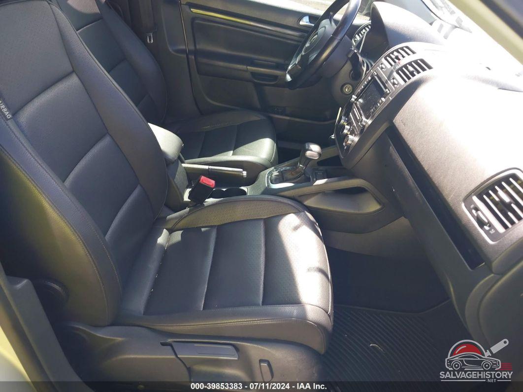 3VWRZ7AJ0AM051250 2010 VOLKSWAGEN JETTA photo no. 5