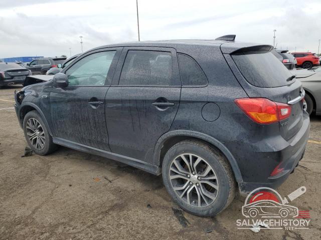 JA4AR3AU4JZ012009 2018 MITSUBISHI OUTLANDER photo no. 2