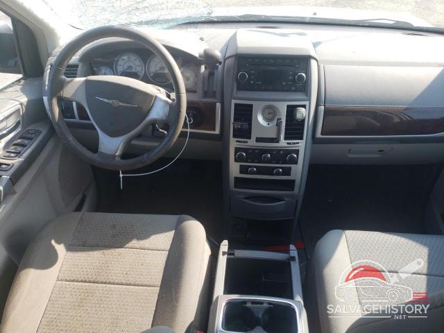 2A4RR5DXXAR464514 2010 CHRYSLER MINIVAN photo no. 8