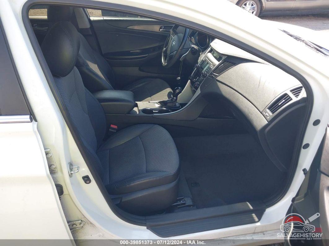 5NPEC4AC0BH044275 2011 HYUNDAI SONATA photo no. 5
