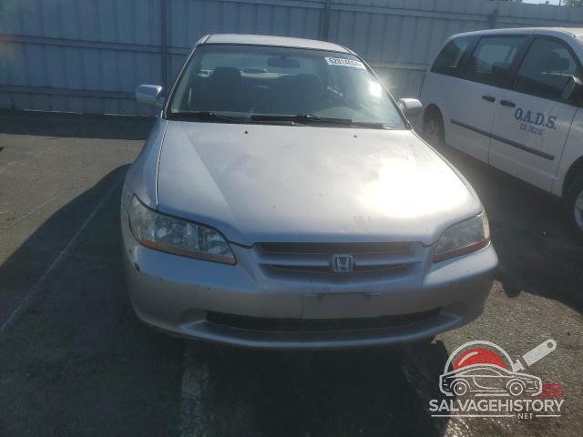 1HGCG5643WA153153 1998 HONDA ACCORD photo no. 5