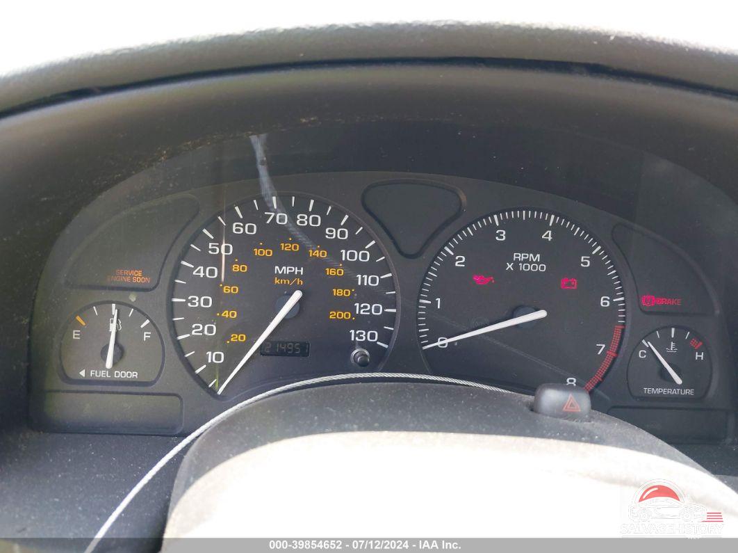 1G8ZJ52742Z198716 2002 SATURN S-SERIES photo no. 7