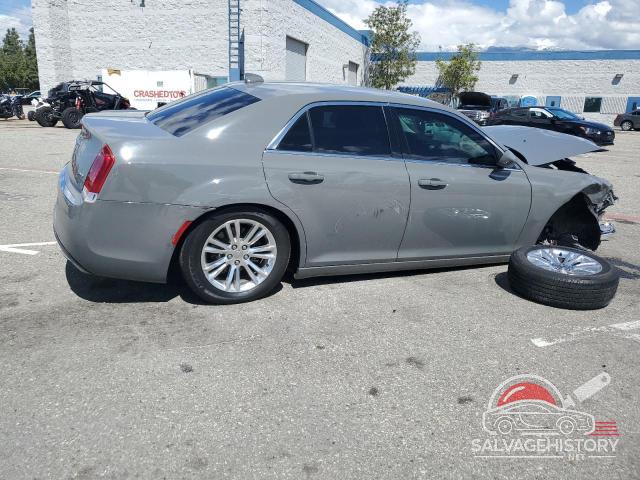2C3CCAAG9KH675967 2019 CHRYSLER 300 photo no. 3