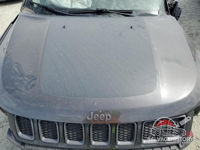 3C4NJDDB7KT733075 2019 JEEP COMPASS photo no. 12
