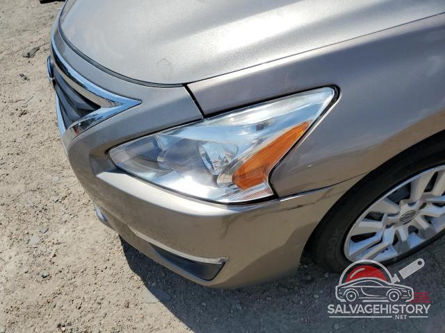 1N4AL3AP7FC572481 2015 NISSAN ALTIMA photo no. 9