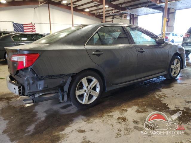 4T1BF1FK9CU053021 2012 TOYOTA CAMRY photo no. 3