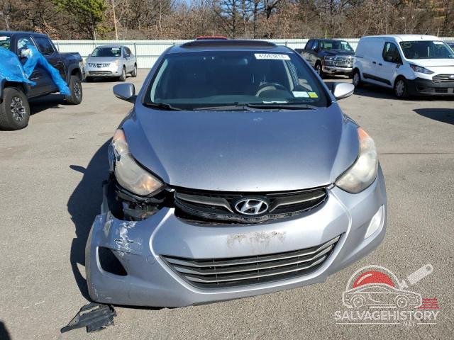 KMHDH4AE2DU662667 2013 HYUNDAI ELANTRA photo no. 5