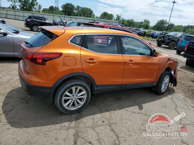 JN1BJ1CP1HW033556 2017 NISSAN ROGUE photo no. 3