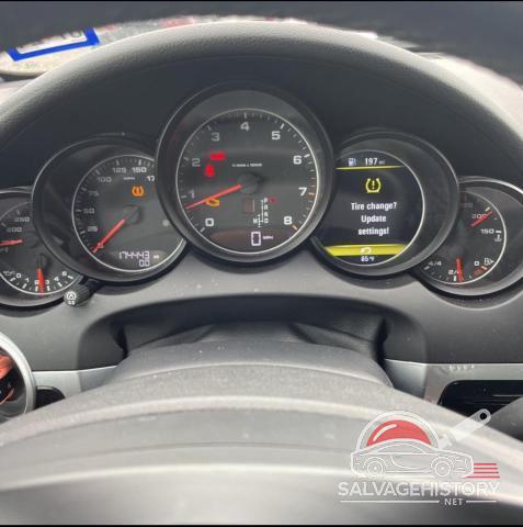 WP1AA2A26ELA03843 2014 PORSCHE CAYENNE photo no. 8