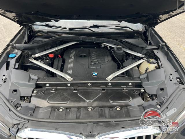 5UXCR6C50KLL04698 2019 BMW X5 photo no. 8
