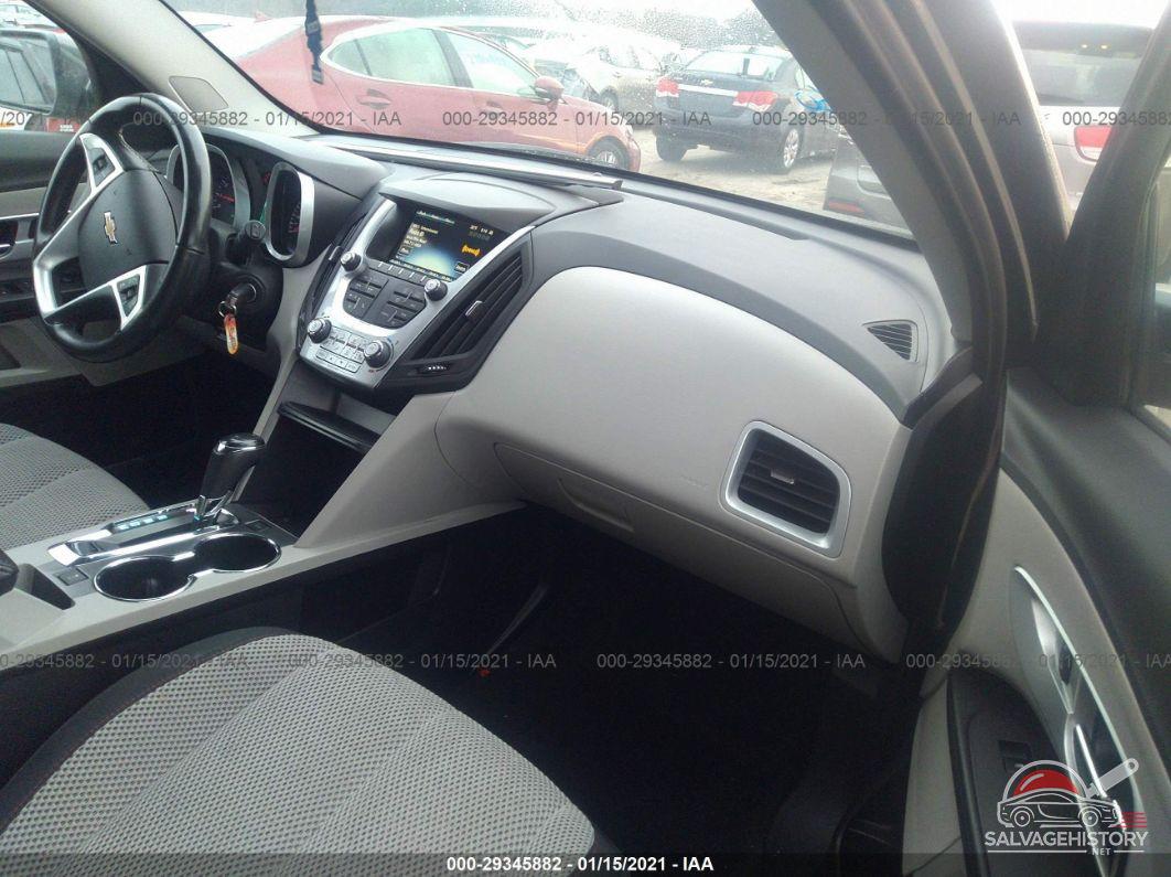 2GNALCEK8H1571671 2017 CHEVROLET EQUINOX photo no. 5