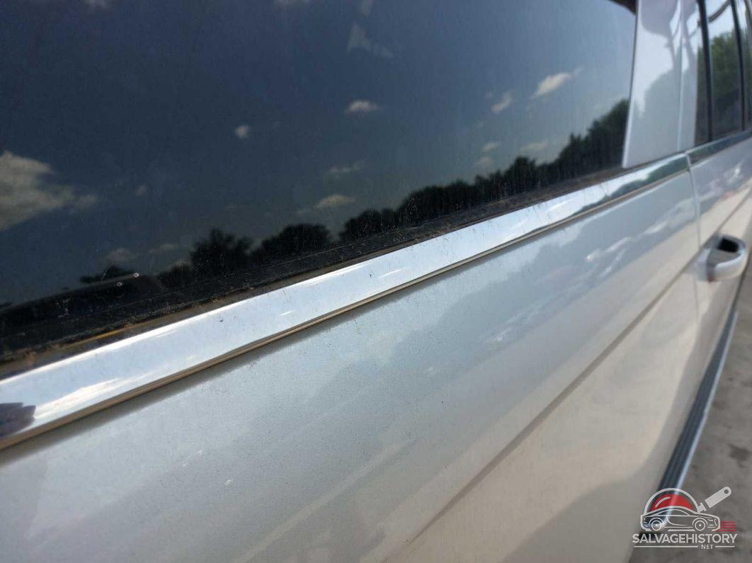 1FMJU1JT9KEA74123 2019 FORD EXPEDITION photo no. 6