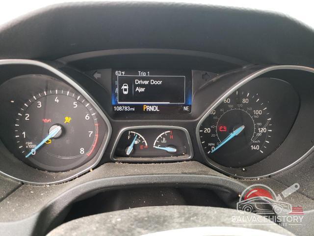 1FADP3K22JL245076 2018 FORD FOCUS photo no. 9