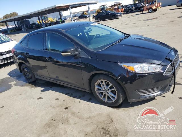 1FADP3F2XGL365582 2016 FORD FOCUS photo no. 4