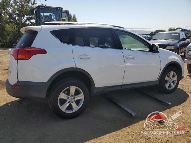 JTMWFREV9EJ013283 2014 TOYOTA RAV4 photo no. 3