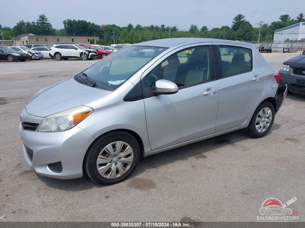 JTDKTUD32CD520029 2012 TOYOTA YARIS photo no. 2