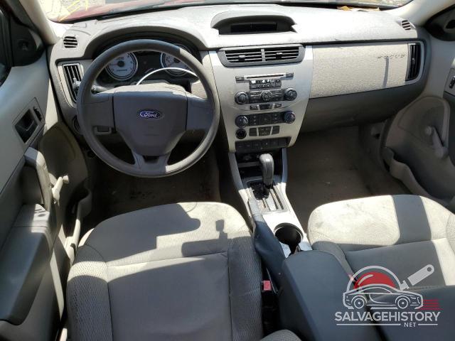1FAHP3EN2AW115806 2010 FORD FOCUS photo no. 8