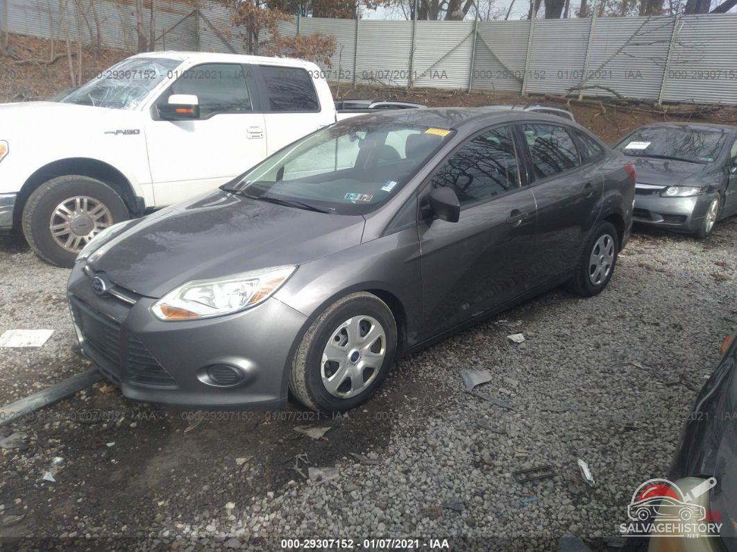 1FADP3E23DL261366 2013 FORD FOCUS photo no. 2