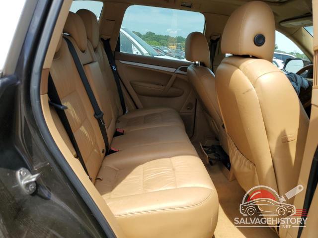 WP1AA2AP6ALA04996 2010 PORSCHE CAYENNE photo no. 11