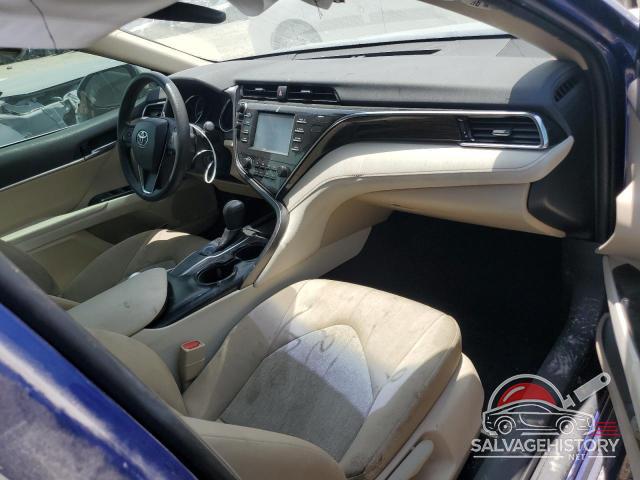4T1B11HK7JU627124 2018 TOYOTA CAMRY photo no. 8