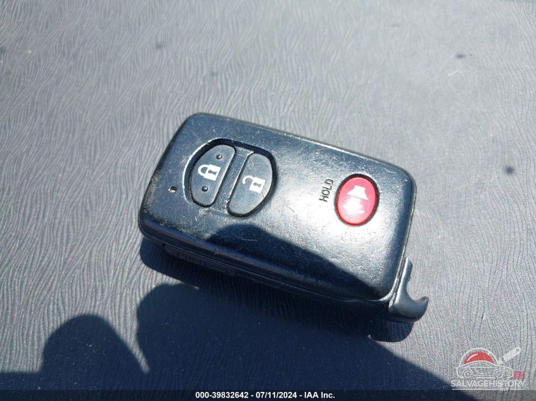 JTDKN3DU7C5477041 2012 TOYOTA PRIUS photo no. 11