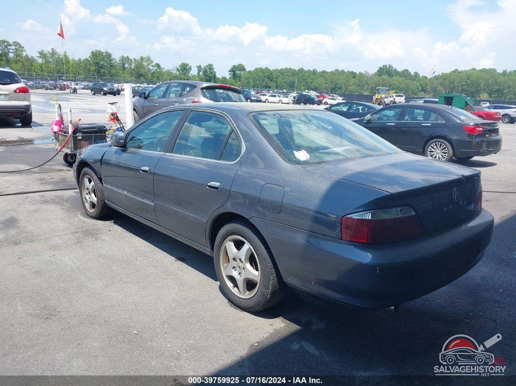 19UUA56672A033714 2002 ACURA TL photo no. 3