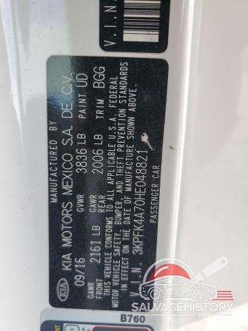 3KPFK4A70HE048821 2017 KIA FORTE photo no. 12