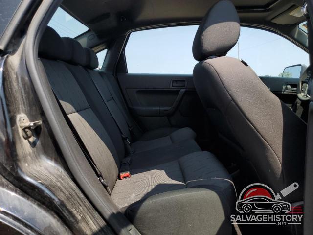 1FAHP3FNXAW278928 2010 FORD FOCUS photo no. 10