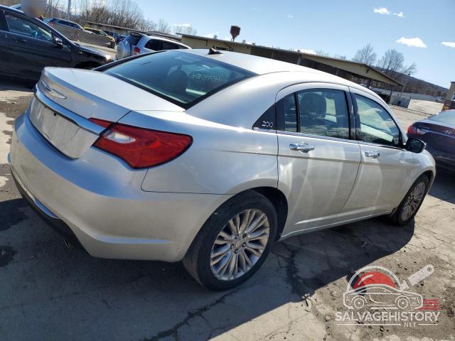 1C3BC2FG2BN526883 2011 CHRYSLER 200 photo no. 3