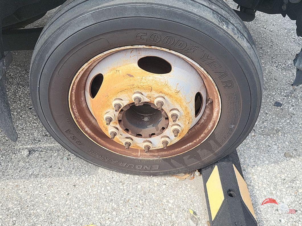 1FDUF5GY1KEE44157 2019 FORD F550 photo no. 2
