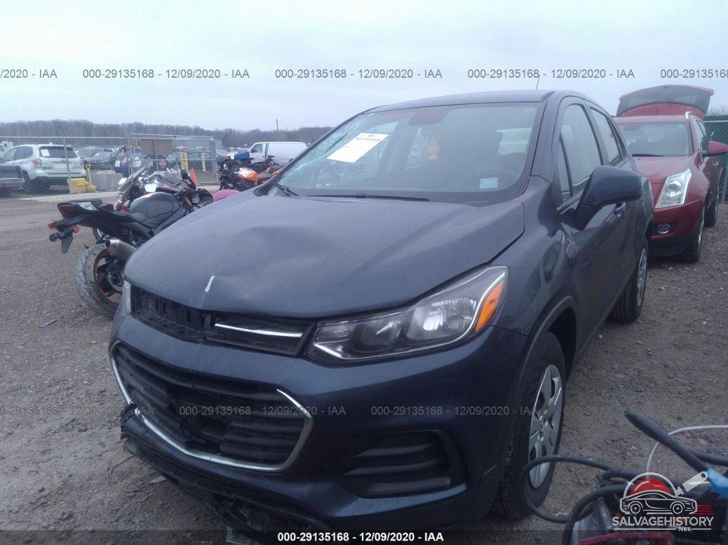 3GNCJKSB1JL154006 2018 CHEVROLET TRAX photo no. 2