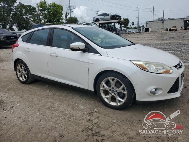 1FAHP3M26CL381342 2012 FORD FOCUS photo no. 4