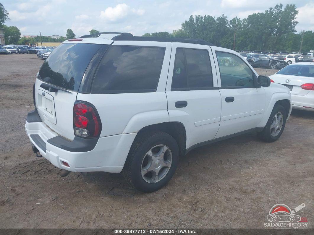 1GNDT13S682121831 2008 CHEVROLET TRAILBLAZER photo no. 4