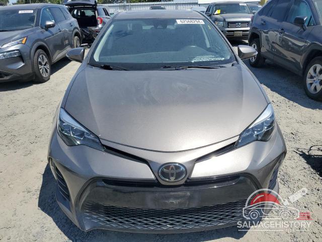 2T1BURHE0JC070042 2018 TOYOTA COROLLA photo no. 5