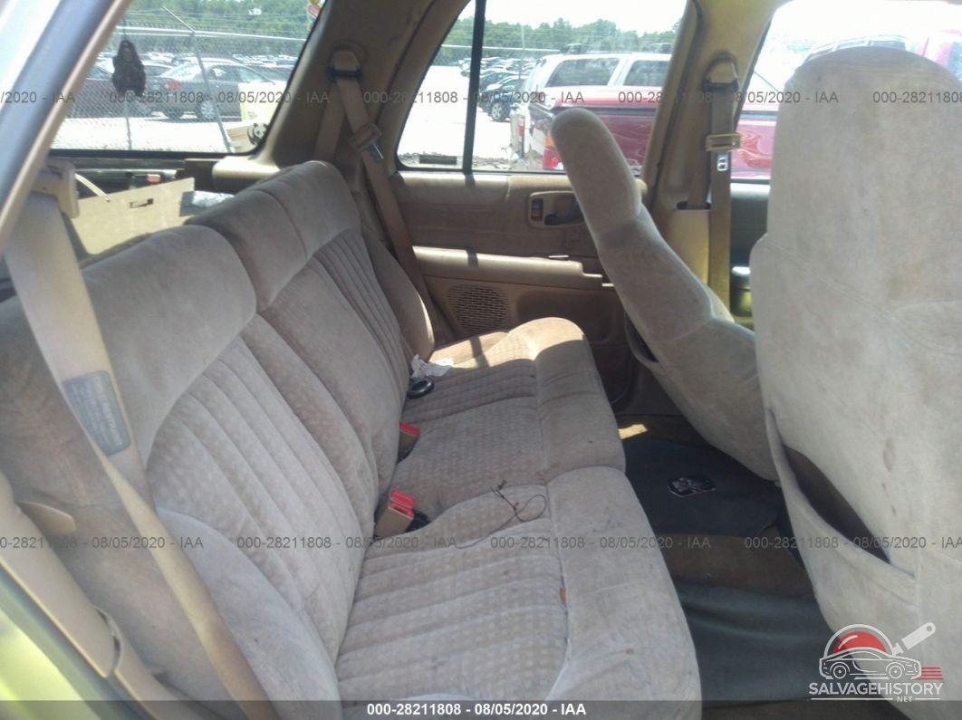 1GNDT13W5X2216012 1999 CHEVROLET BLAZER photo no. 8
