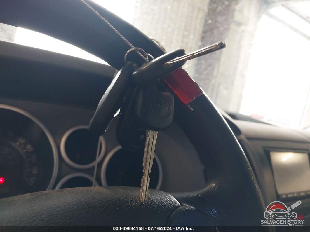 5TFDY5F11AX111026 2010 TOYOTA TUNDRA photo no. 11