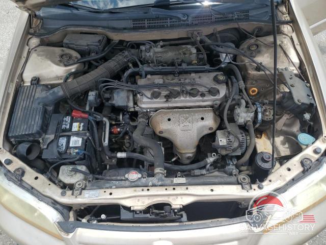 1HGCG56451A112788 2001 HONDA ACCORD photo no. 11