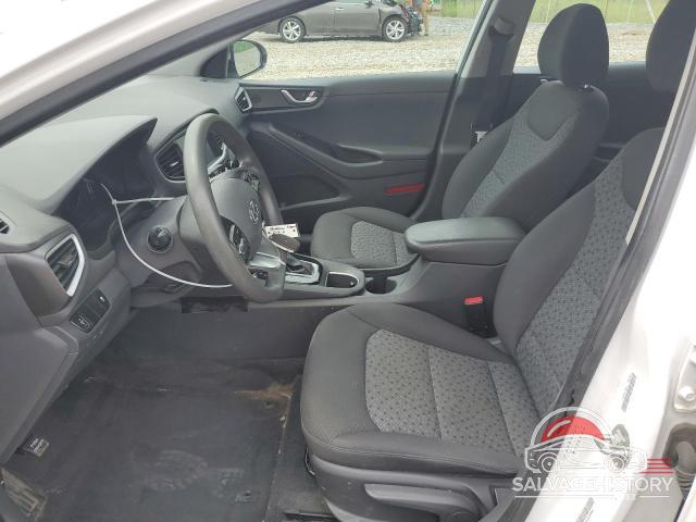 KMHC65LC3HU032004 2017 HYUNDAI IONIQ photo no. 7