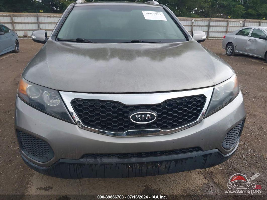 5XYKT4A22DG315115 2013 KIA SORENTO photo no. 6
