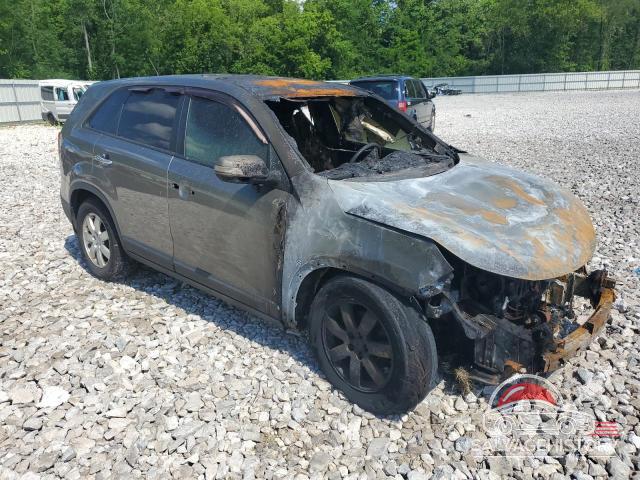 5XYKT3A12CG213474 2012 KIA SORENTO photo no. 4