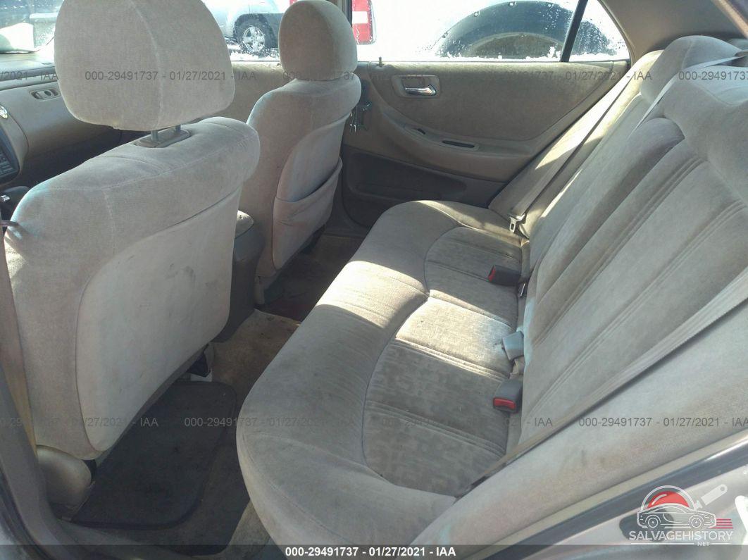 1HGCG5655XA106880 1999 HONDA ACCORD SDN photo no. 8