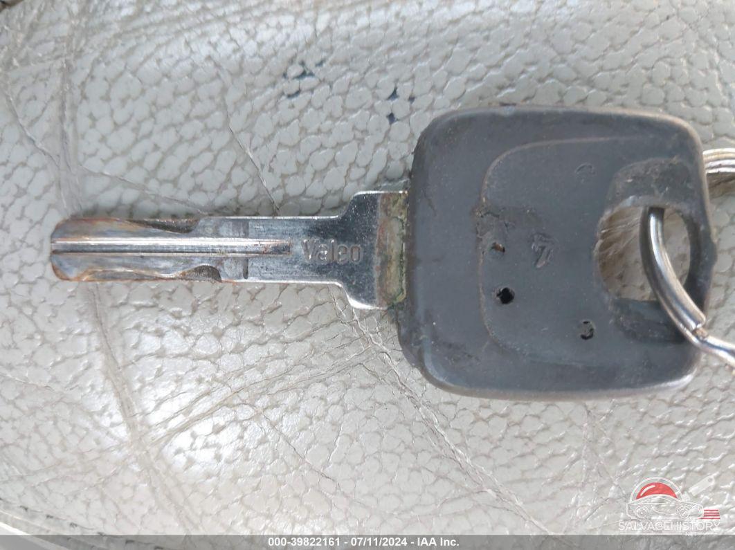 YV1RS61R022167199 2002 VOLVO S60 photo no. 11