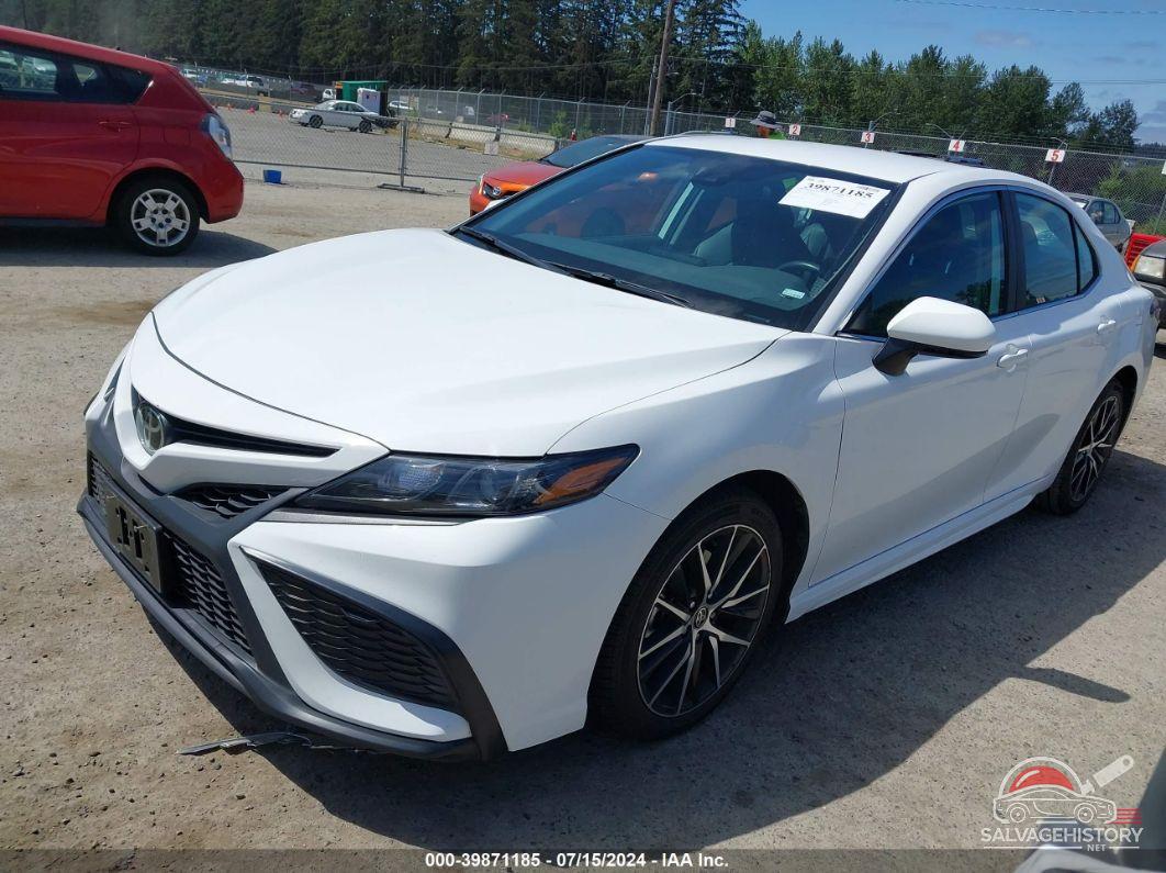 4T1G11AK8NU666391 2022 TOYOTA CAMRY photo no. 2