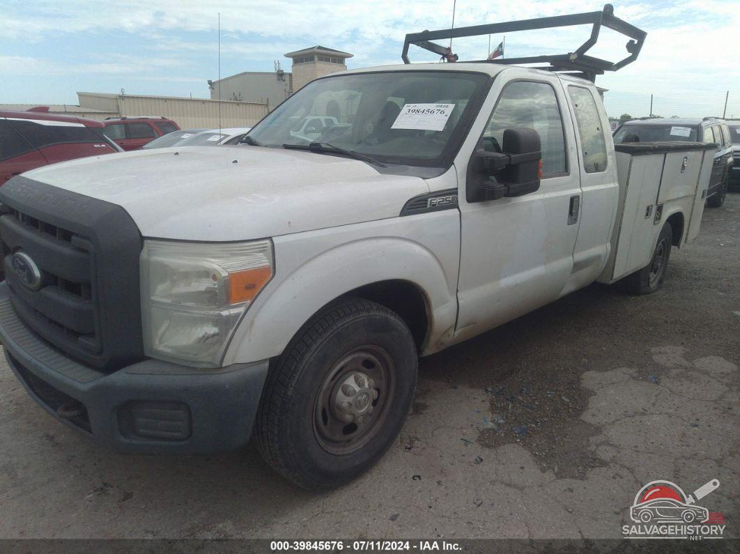 1FT7X2A62EEB84764 2014 FORD F250 photo no. 2