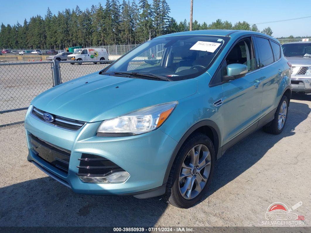 1FMCU9HX5DUC71752 2013 FORD ESCAPE photo no. 2