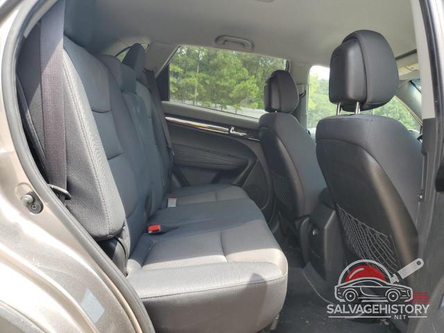 5XYKT4A66DG364384 2013 KIA SORENTO photo no. 10