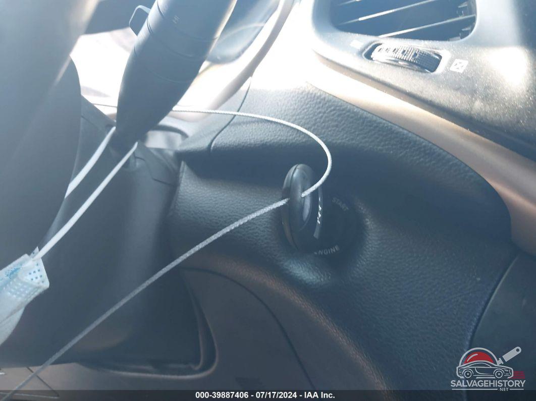 1C4PJMCB4FW764102 2015 JEEP CHEROKEE photo no. 11