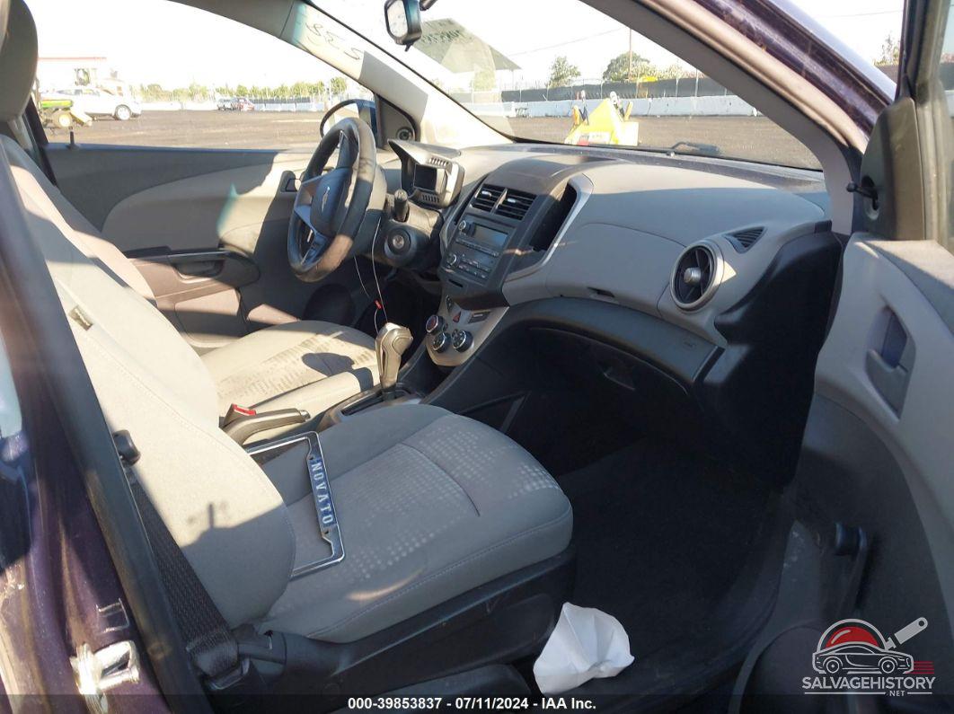 1G1JA6SHXF4156287 2015 CHEVROLET SONIC photo no. 5
