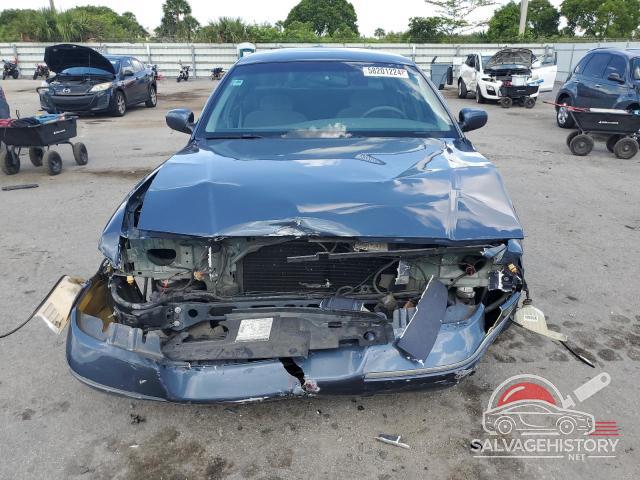 2MEFM74WXWX659430 1998 MERCURY GRMARQUIS photo no. 5